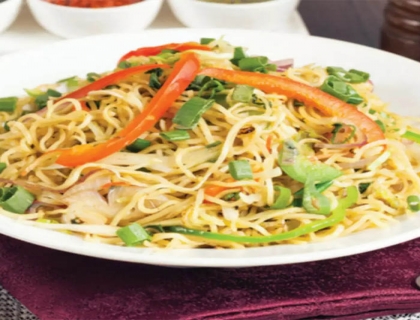 Vegetable Chow mein By Chinese Hut