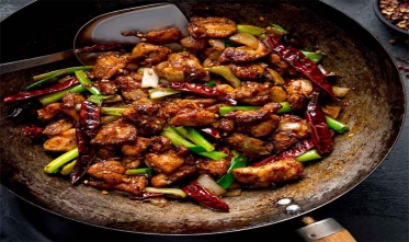 Szechuan Chicken by Chow Fun