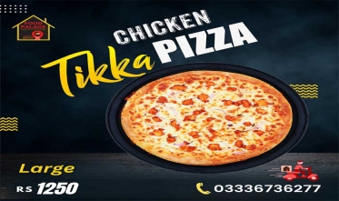 Chicken Tikka Pizza By Food Palace