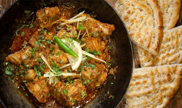 A History of Traditional Pakistani Dishes